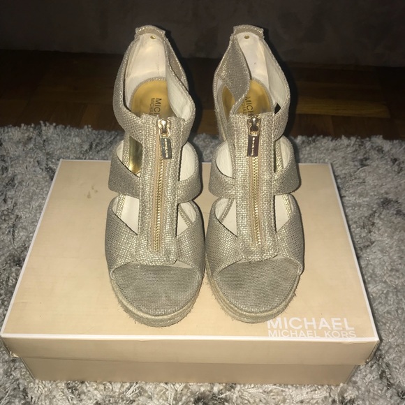 Michael Kors Wedges - Picture 2 of 4